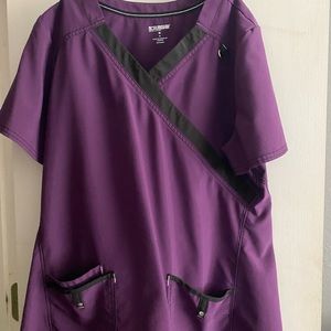 Purple Scrub Star medium top